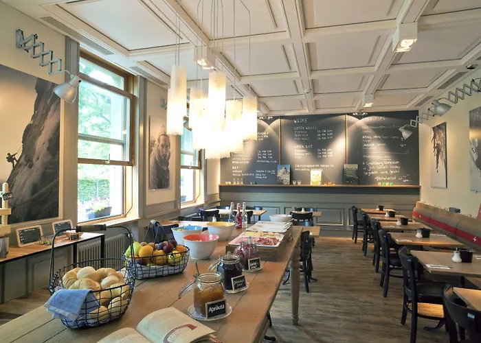 Alpenblick - Kind Of A Hotel Bern