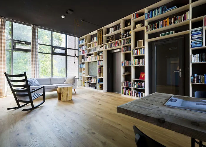 Alpenblick - Kind Of A Hotel Bern